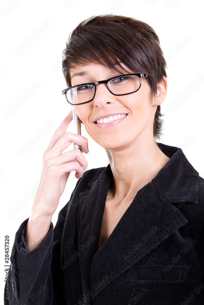 Junge lächelnde Frau mit Brille und Handy Junge lächelnde Frau mit Brille und Handy