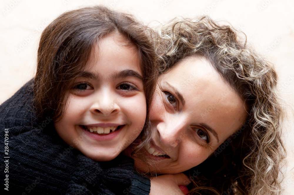 mère et fille... mère et fille...