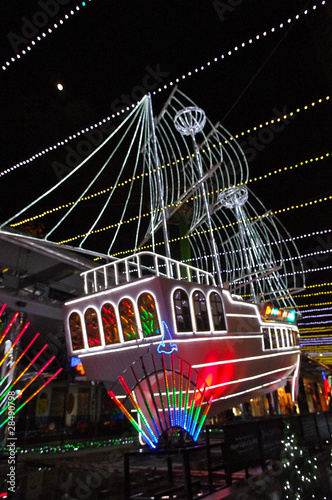 船のイルミネーション