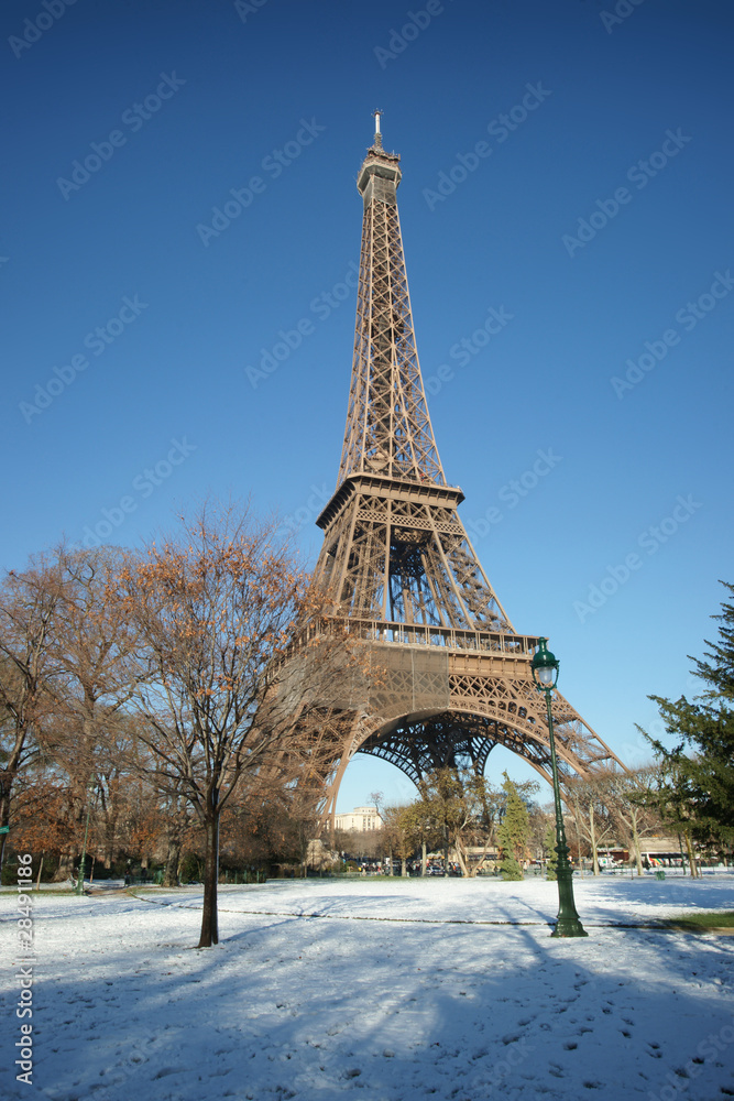 Paris Tour Eiffel 23