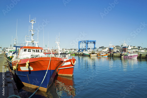 port du guilvinec en bretagne photo