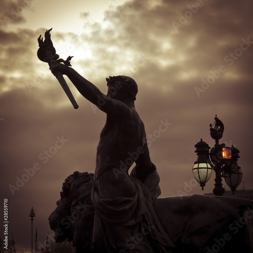 Victoria  Memorial detail