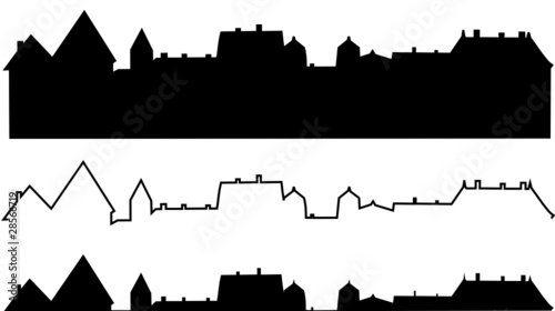 silhouette immeubles ou toitures de ville photo