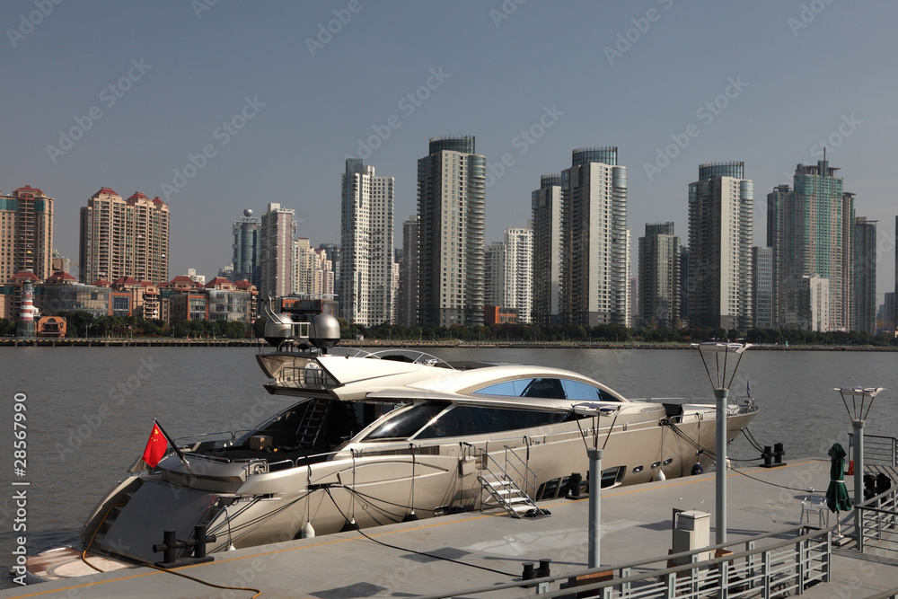 Naklejka premium Luxury Yacht in Shanghai, China