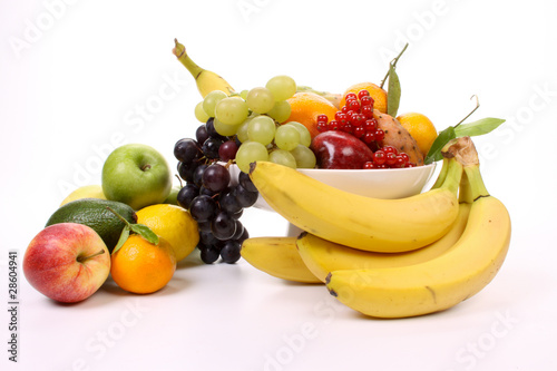 Fototapeta Naklejka Na Ścianę i Meble -  Fruits on a fruit-dish