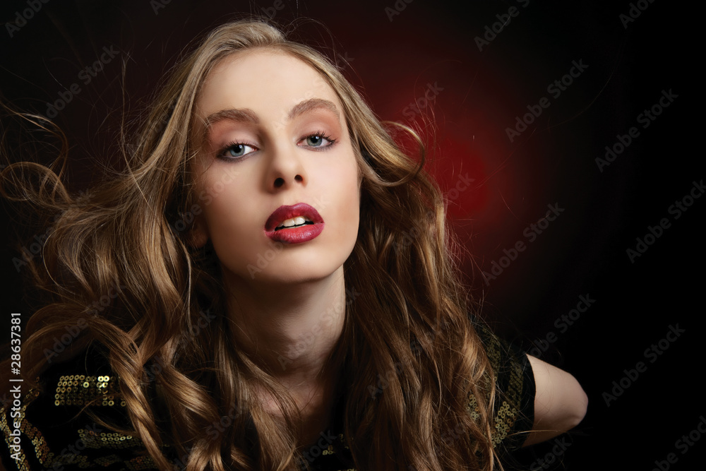Fototapeta premium Pretty fashion party girl