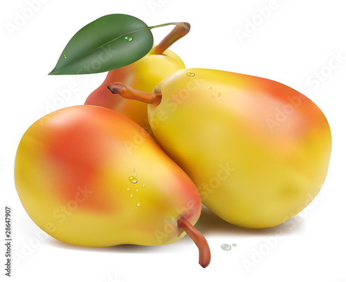 Fresh pears with leaf