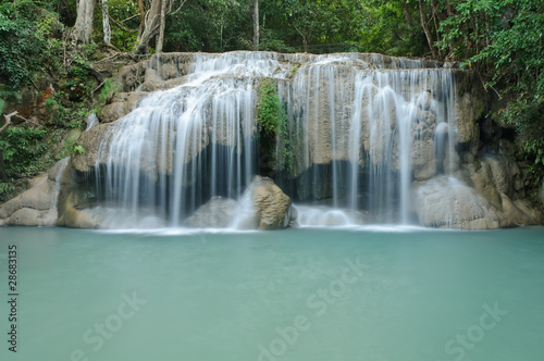 Erawan Waterfall © Teerapun Fuangtong
