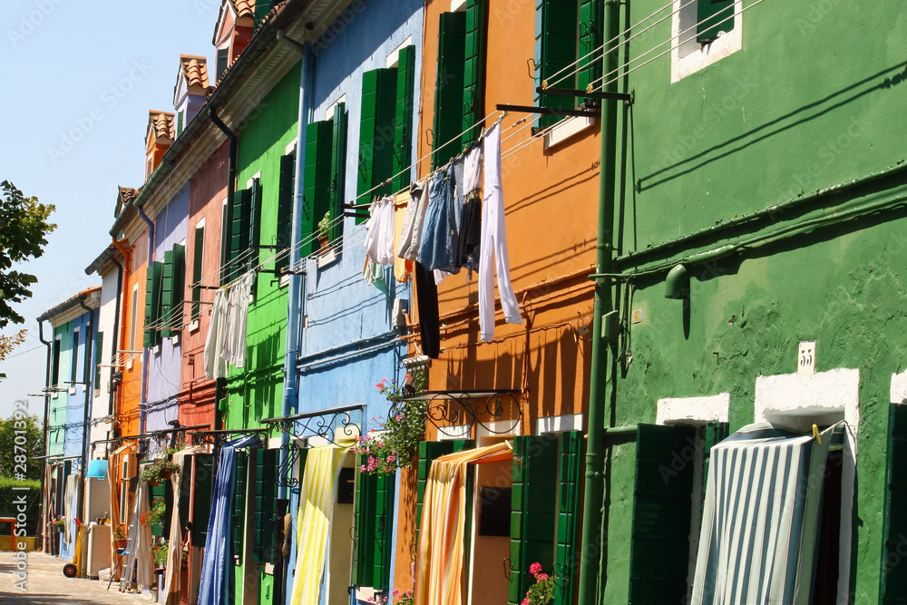 Burano, the city of a thousand colored houses 4