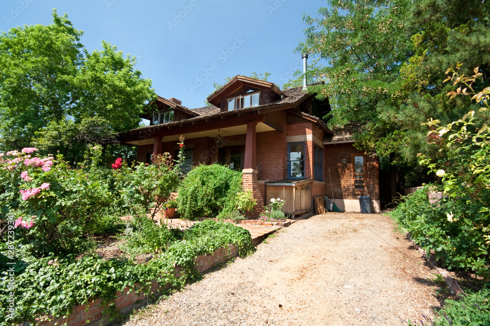 Single Family Home with Garden in Santa Fe, New Mexico, USA Single Family Home with Garden in Santa Fe, New Mexico, USA