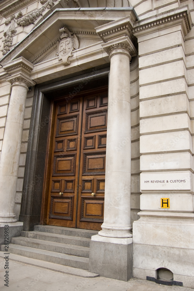 Obraz premium Revenue and Customs, Treasury Ministry, London