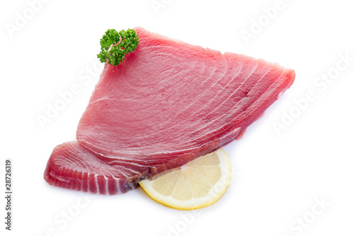 raw tuna ready to cook-tonno crudo