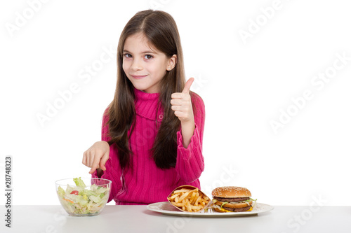 advice little girl for healthy food