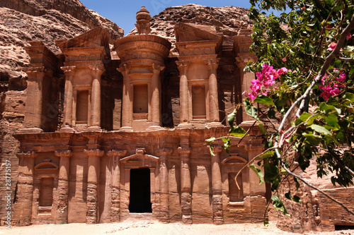 Monumento en Petra Jordania