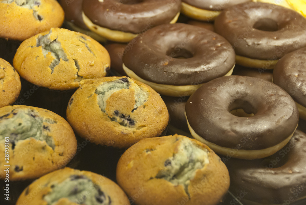 Muffins und Donuts