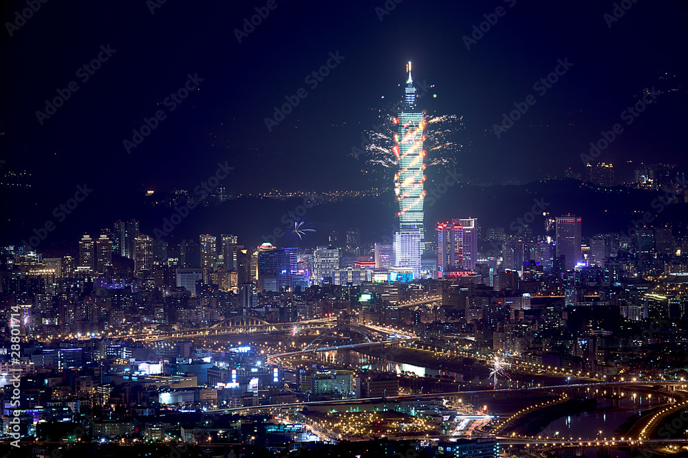 Fototapeta premium Fireworks of Taipei city