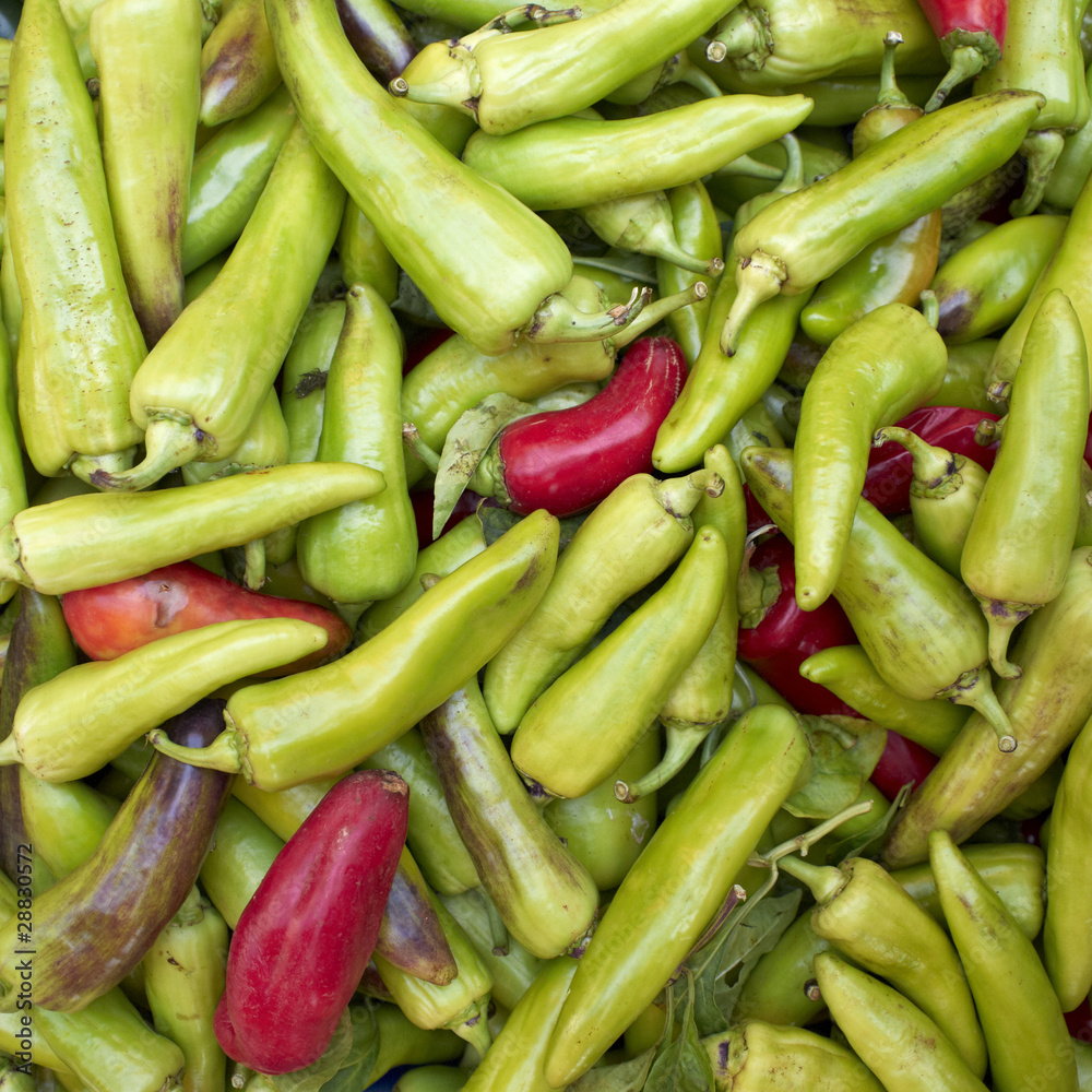 red and green corn peppers peppers closeup red and green corn peppers peppers closeup