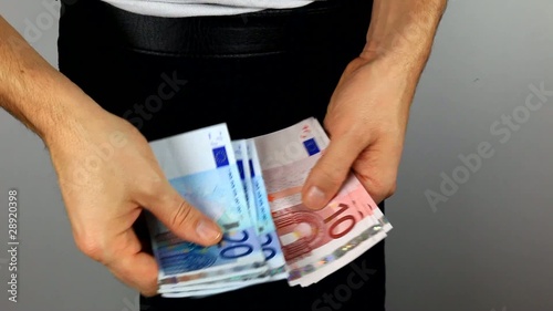 les euros dans la poche