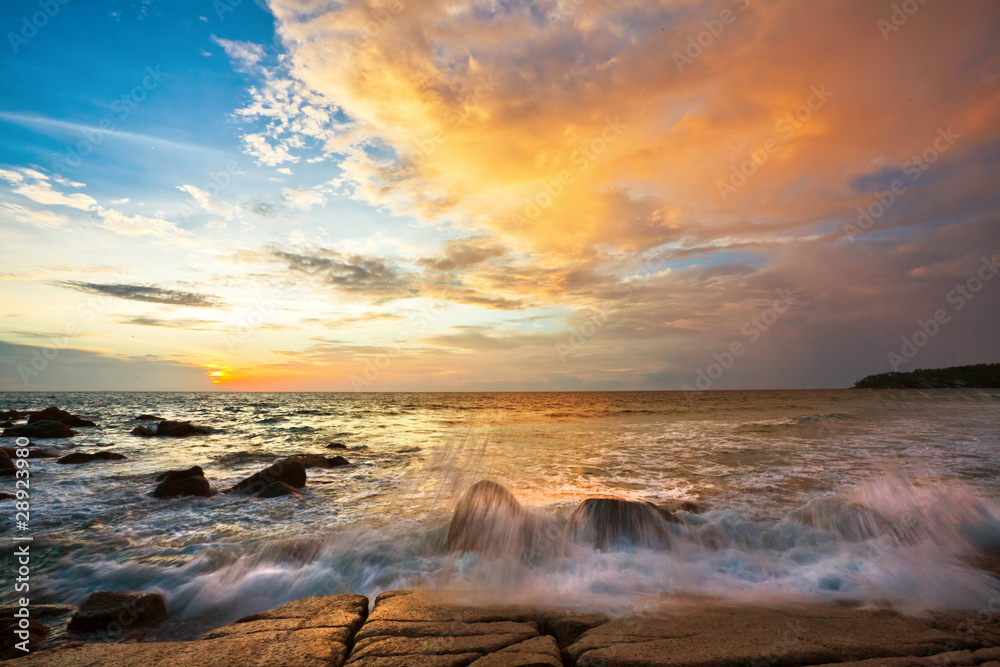 Fototapeta premium Tropical sunset at the rocks. Thailand
