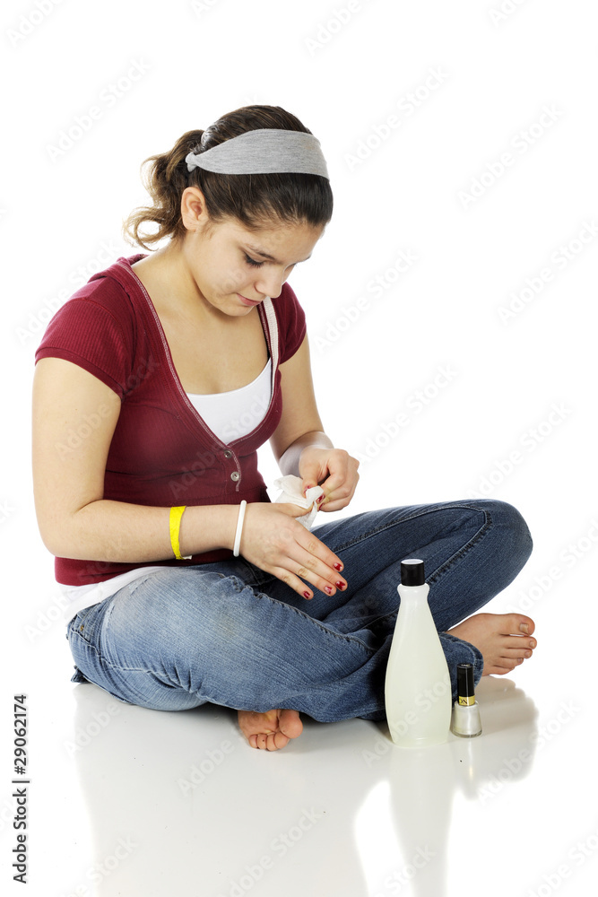 Preparing to Manicure Preparing to Manicure