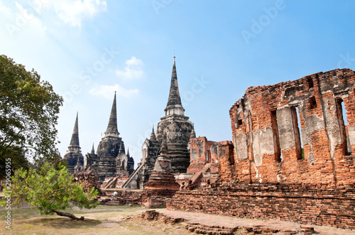 Ruin Pagoda in Thailand © alivepix