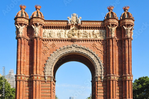 Arc de Triomf in Barcelona, Spain © nito