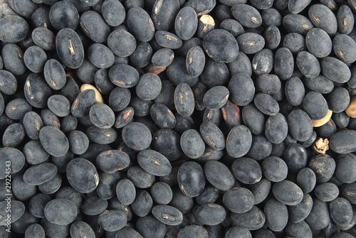 Black soy beans