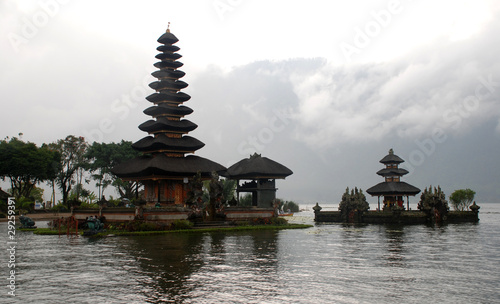Temple Pura Ulun Danu Bratan  Bali