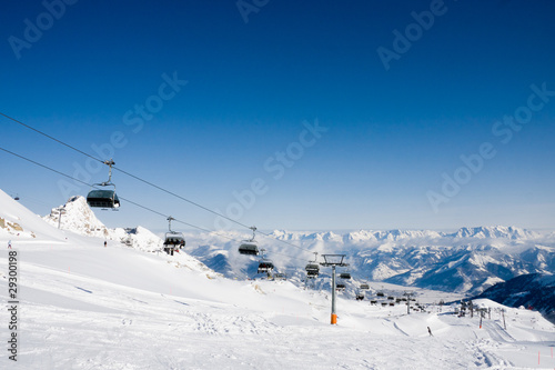 Ski lift in alps mountains © Rafal Olechowski