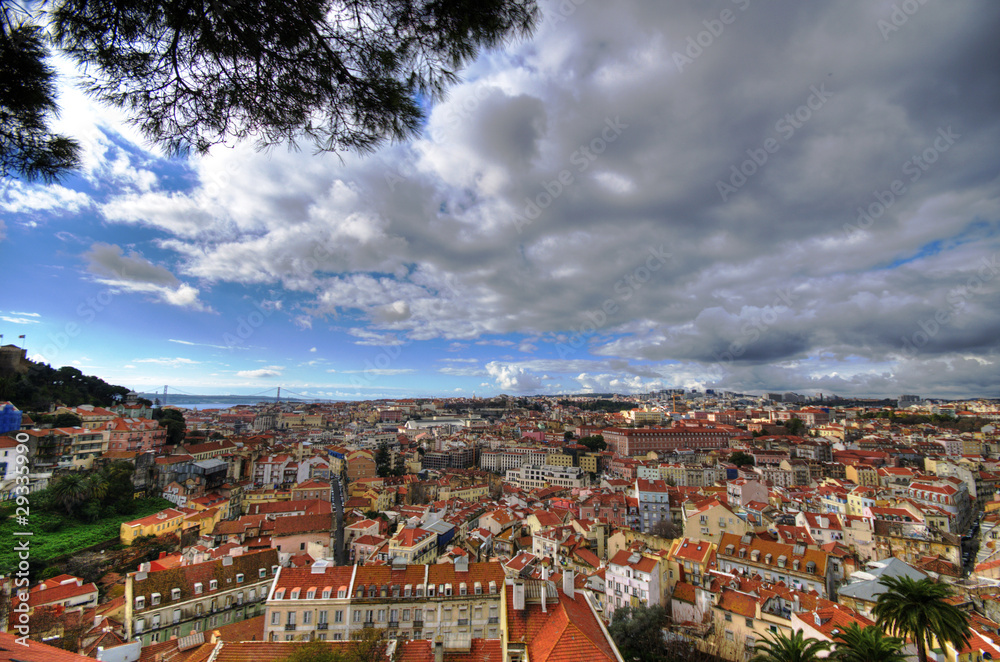 Fototapeta premium lisbon alfama