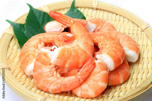 steaming shrimp