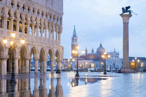 Venedig Markusplatz beleuchtet © Blickfang