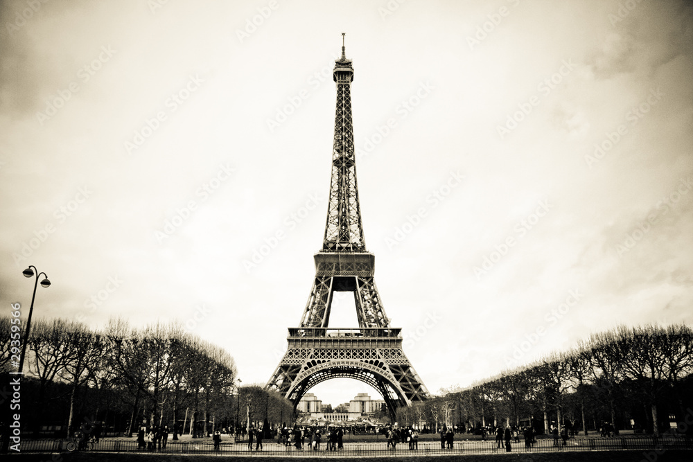 old picture with Eiffel Tower