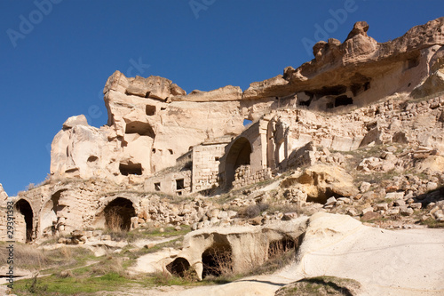 Ruinen von Çavuşin (Cavusin) in Kappadokien, Türkei