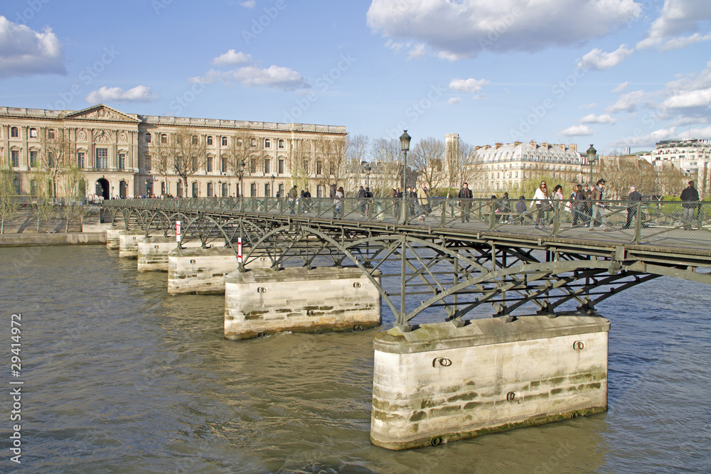 Die Pont des Arts, Brücke über die Seine, Paris
