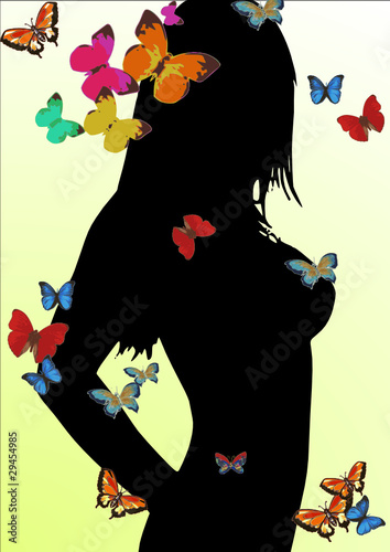 Donna e farfalle