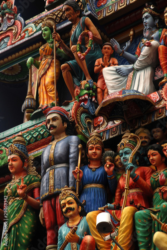 Statues of the Sri Mariamman Hindu temple, Singapore
