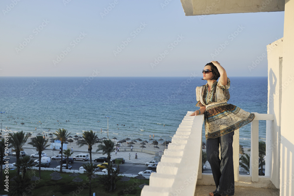 woman travel fashion woman travel fashion