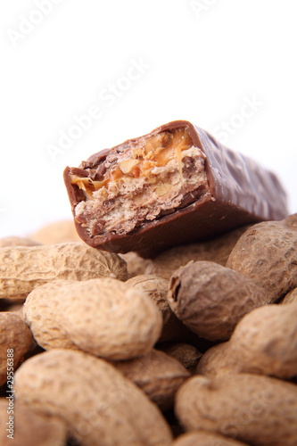 barre chocolatée aux cacahuètes