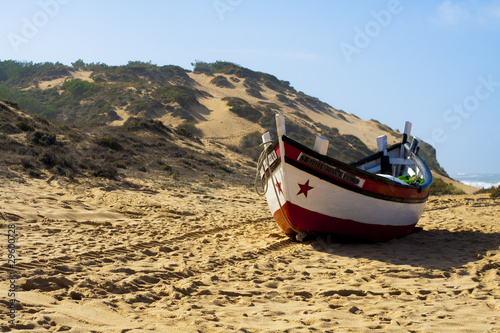 Barco na praia do Meco photo