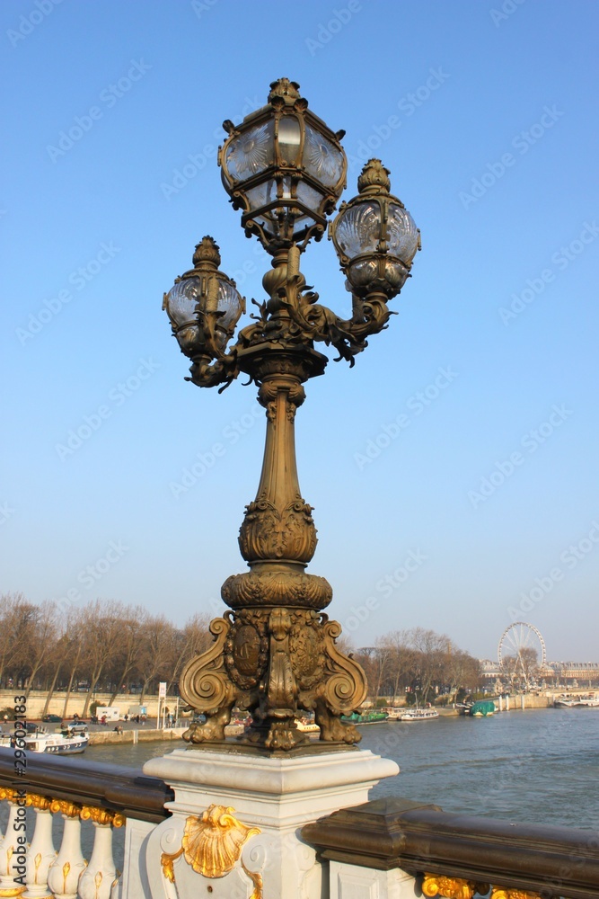 Candélabre du pont Alexandre III à Paris