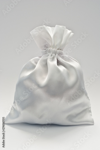 Wallpaper Mural gift bag Torontodigital.ca