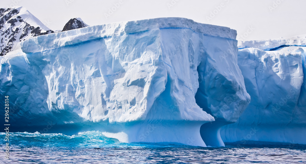 Antarctic iceberg - obrazy, fototapety, plakaty 