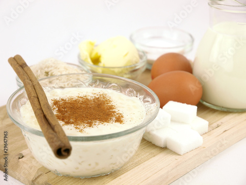 Rice pudding with cinnamon and all the ingredients