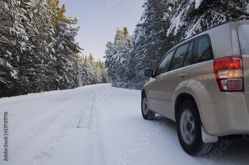 Car move through winter forest © Vladimir Melnikov