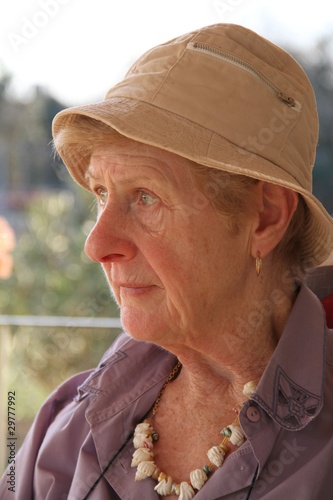 dame agée