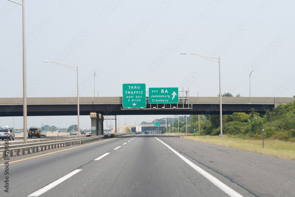 Obraz premium Exit 8A New Jersey Turnpike I-95 Road Sign Arrow