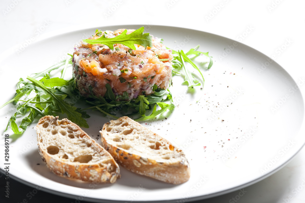 salmon tartare with ruccola salmon tartare with ruccola