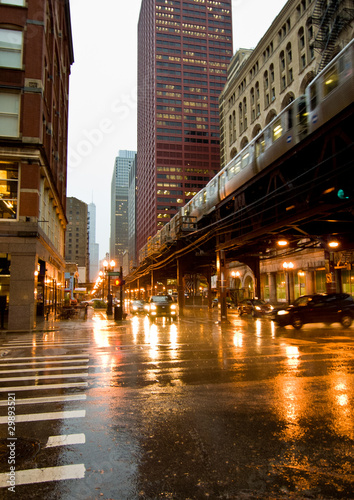 Chicago downtown in the rain © gijones