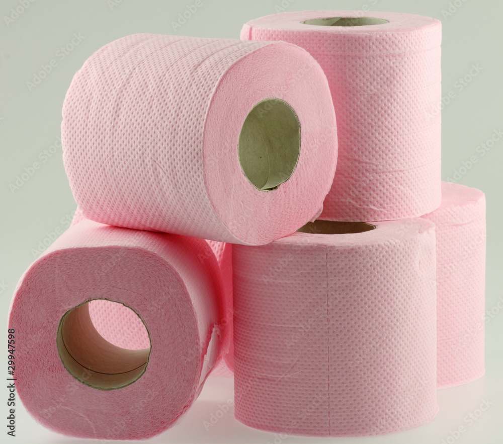 rouleaux de papier toilette rose Stock Photo | Adobe Stock